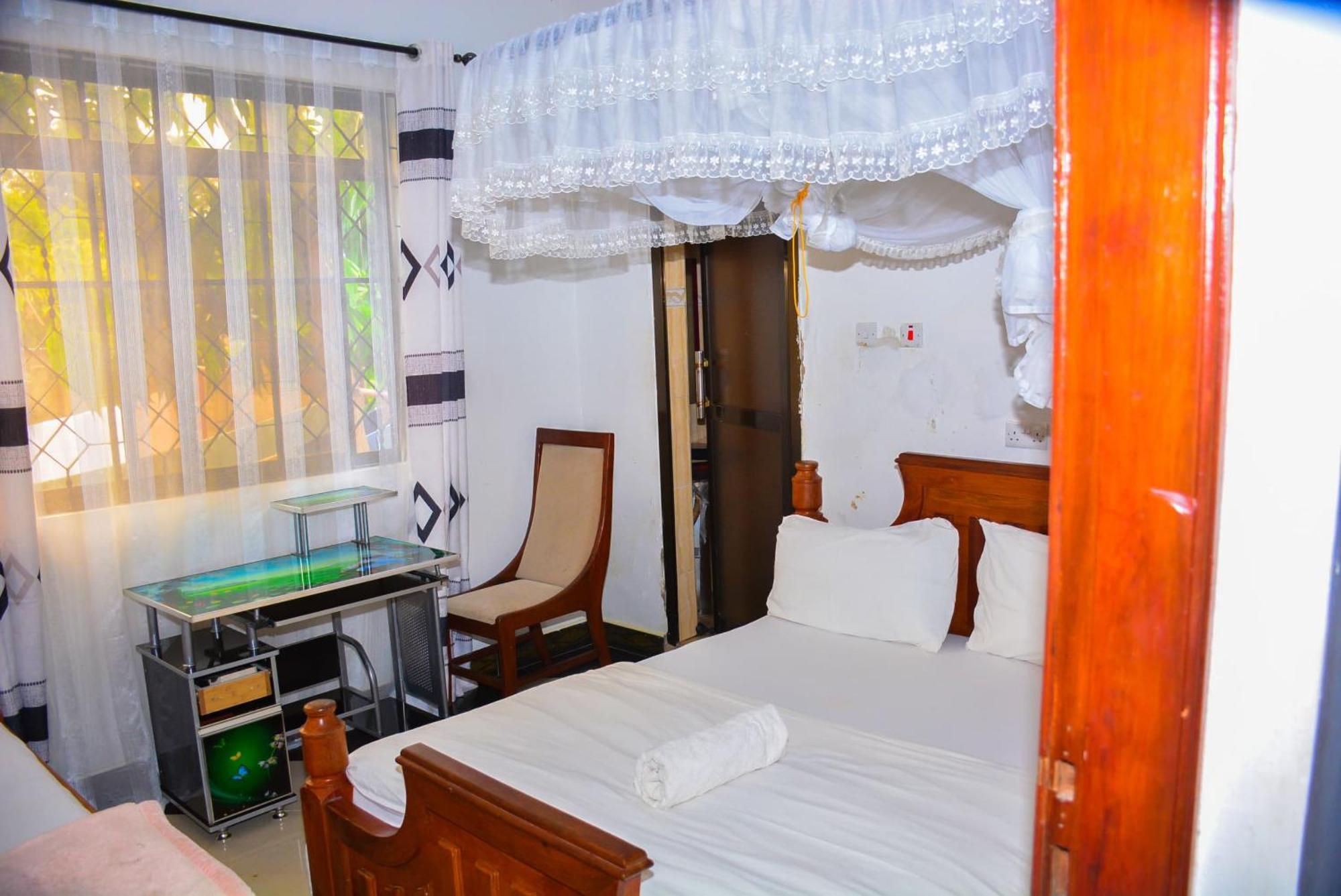 Parkbridge Resort Mto wa Mbu ภายนอก รูปภาพ